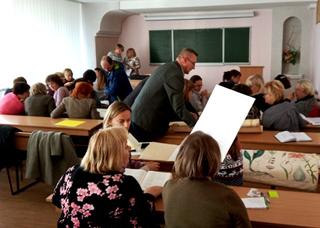 Цікава робота у групах